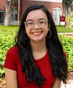 Adriana Rodriguez headshot