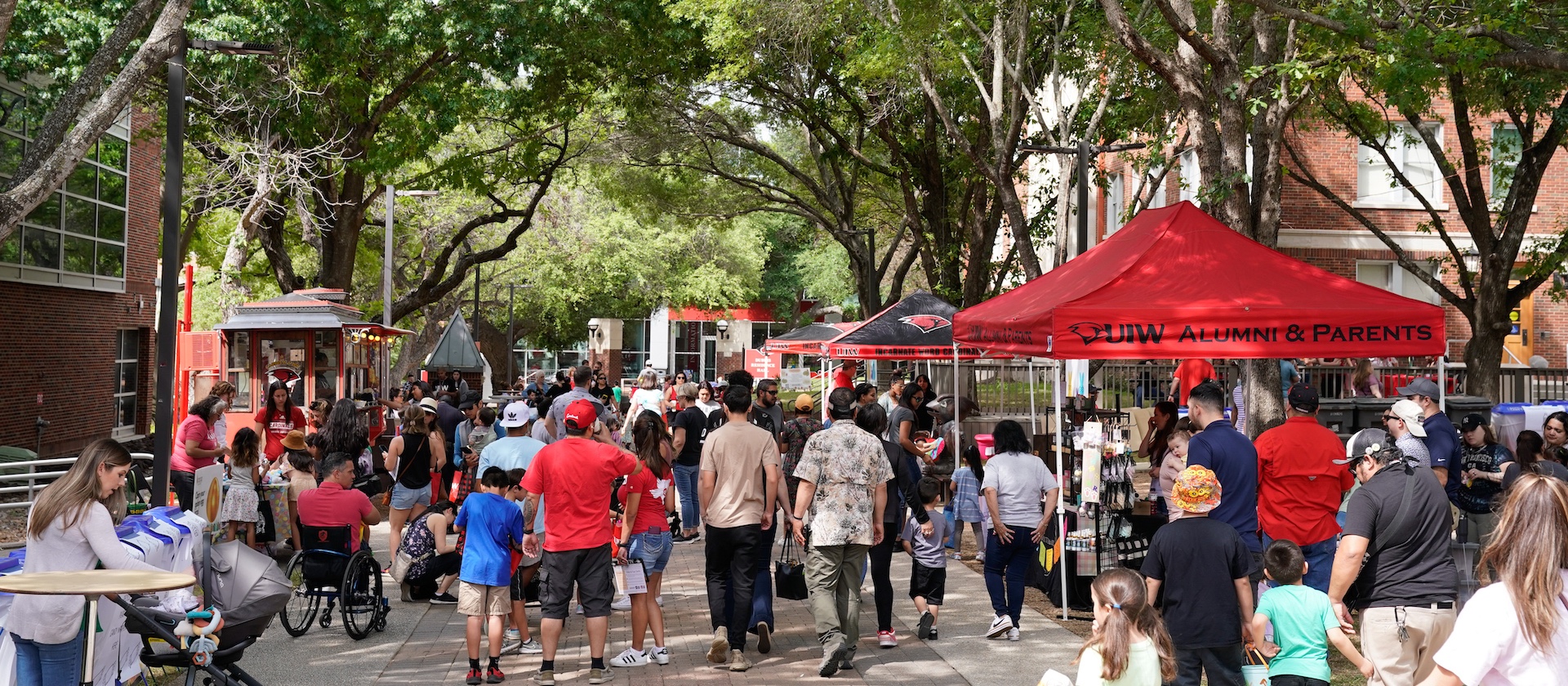 Alumni Relations Staff 