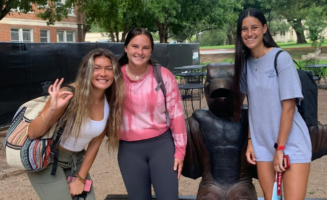 Keeley Ayala (far left) and two friends)