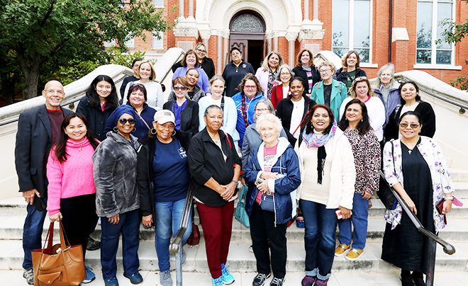 Visiting International Nurses 