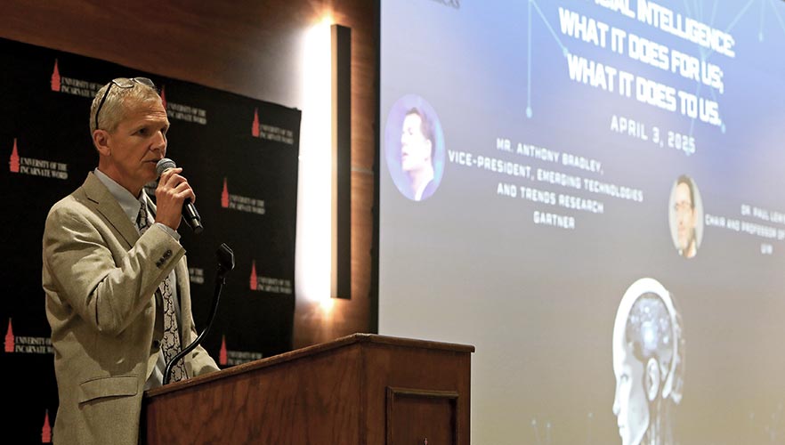 speaker introducing event