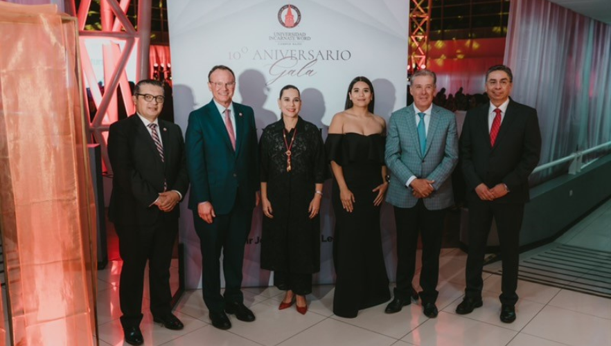 UIW leadership at gala