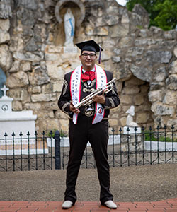 J. Refugio Valenzuela