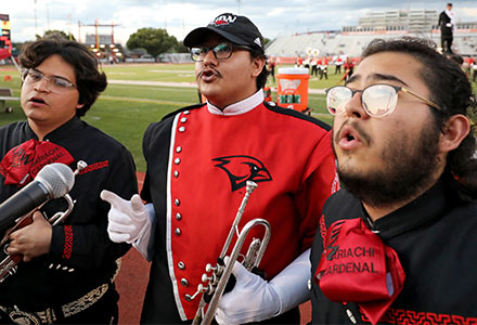J. Refugio Valenzuela and Mariachi Cardenal members performing