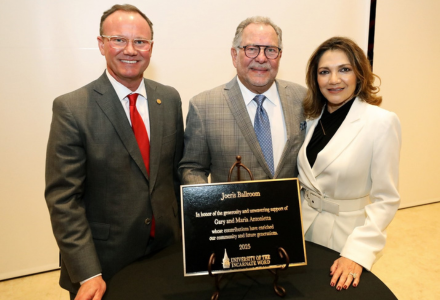(L-R) Dr. Thomas M. Evans / UIW President; Gary and Maria Joeris / Honorees