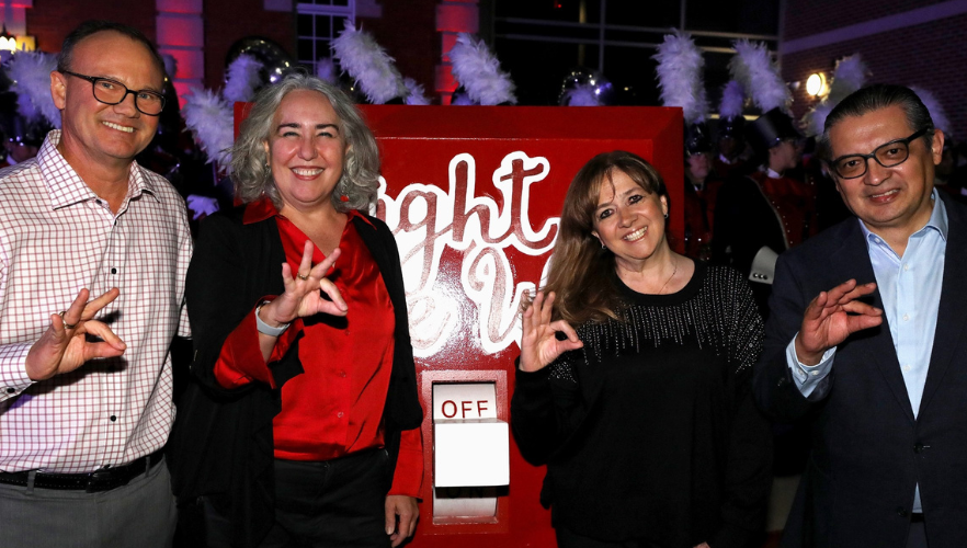 Dr. Thomas Evans, Dr. Eva Fernandez, Jose Antonio Lopez Verver and Maria Fabiola Iturbide Ruiz