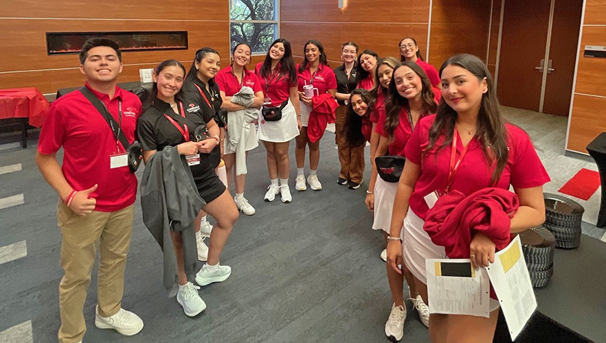 Orientation student leaders