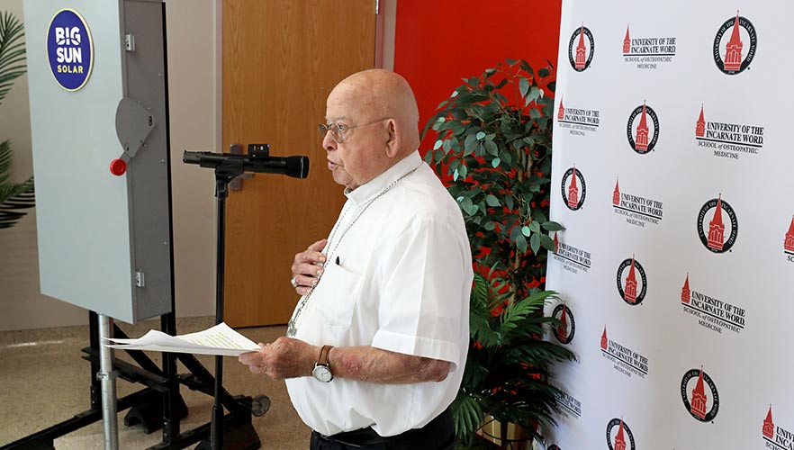 presenter speaking at event