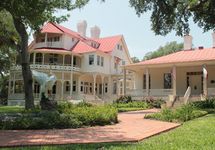 Brackenridge Villa