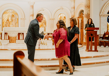 employee receiving recognition award