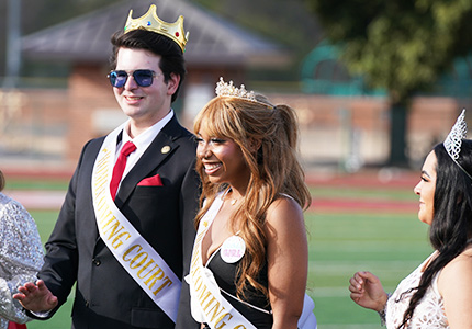 homecoming king and queen