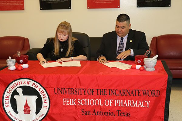 Couple at UIW